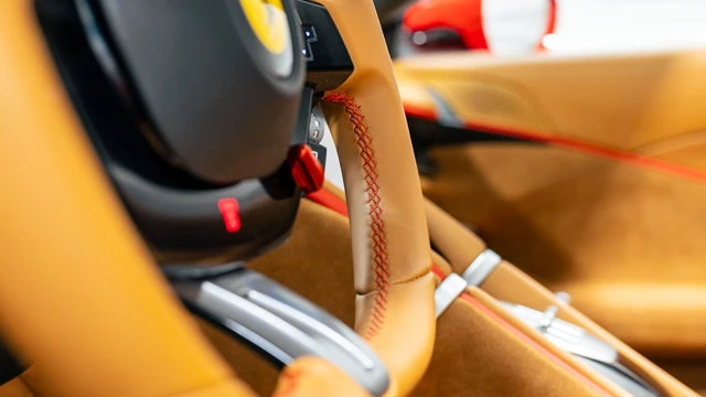 2025 Ferrari Roma Spider - Image 6 of 16