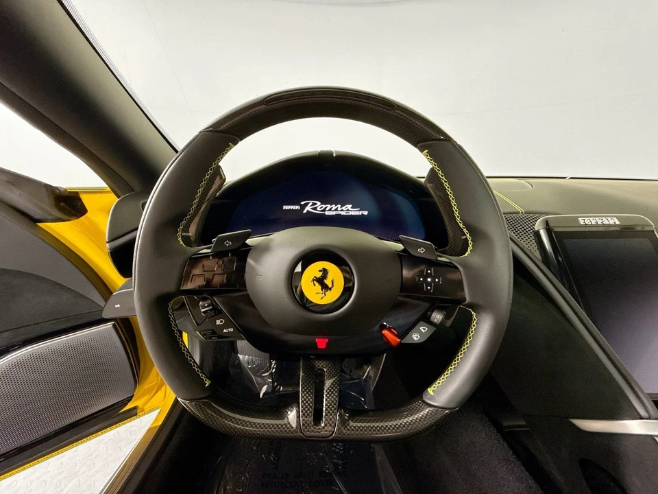 2025 Ferrari Roma Spider - Image 10 of 31