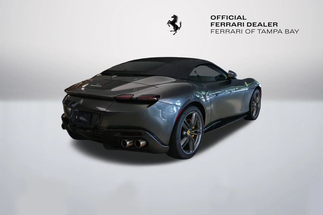 2025 Ferrari Roma Spider - Image 21 of 31