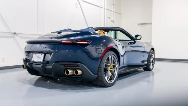 2025 Ferrari Roma Spider - Image 18 of 18