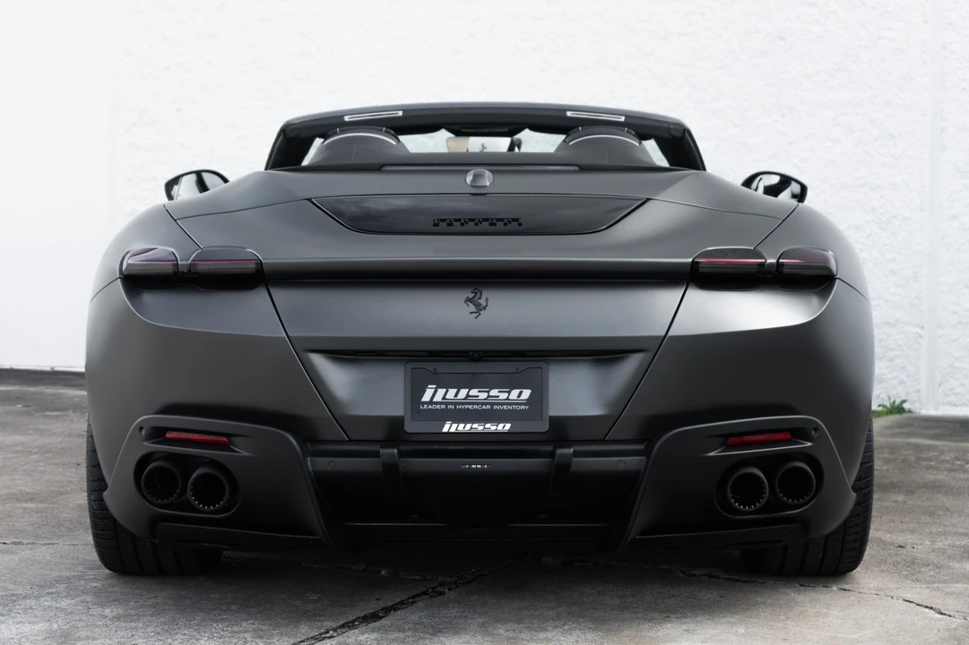 2025 Ferrari Roma Spider - Image 14 of 21