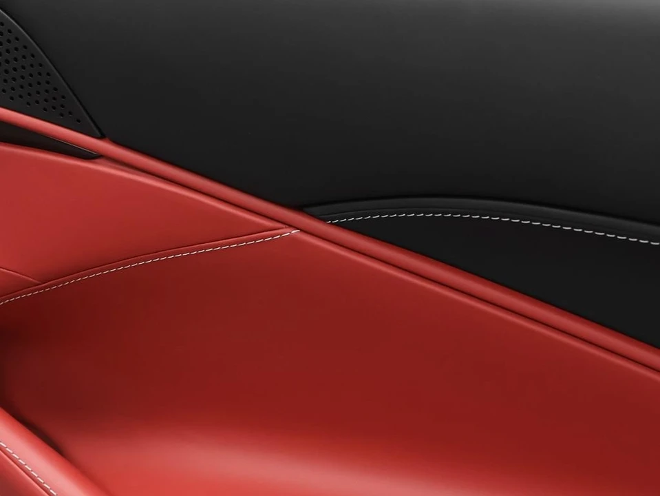 2025 Ferrari Roma Spider - Image 31 of 31