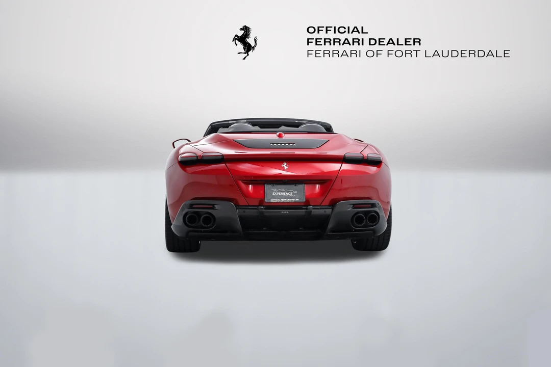 2025 Ferrari Roma Spider - Image 10 of 31