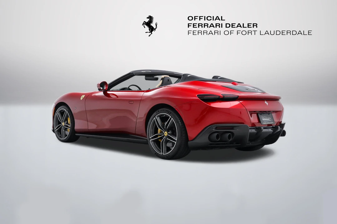 2025 Ferrari Roma Spider - Image 9 of 31