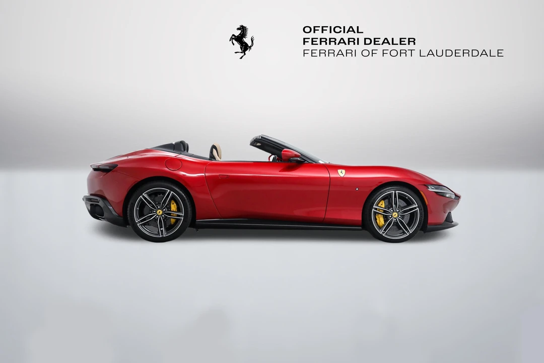 2025 Ferrari Roma Spider - Image 11 of 31
