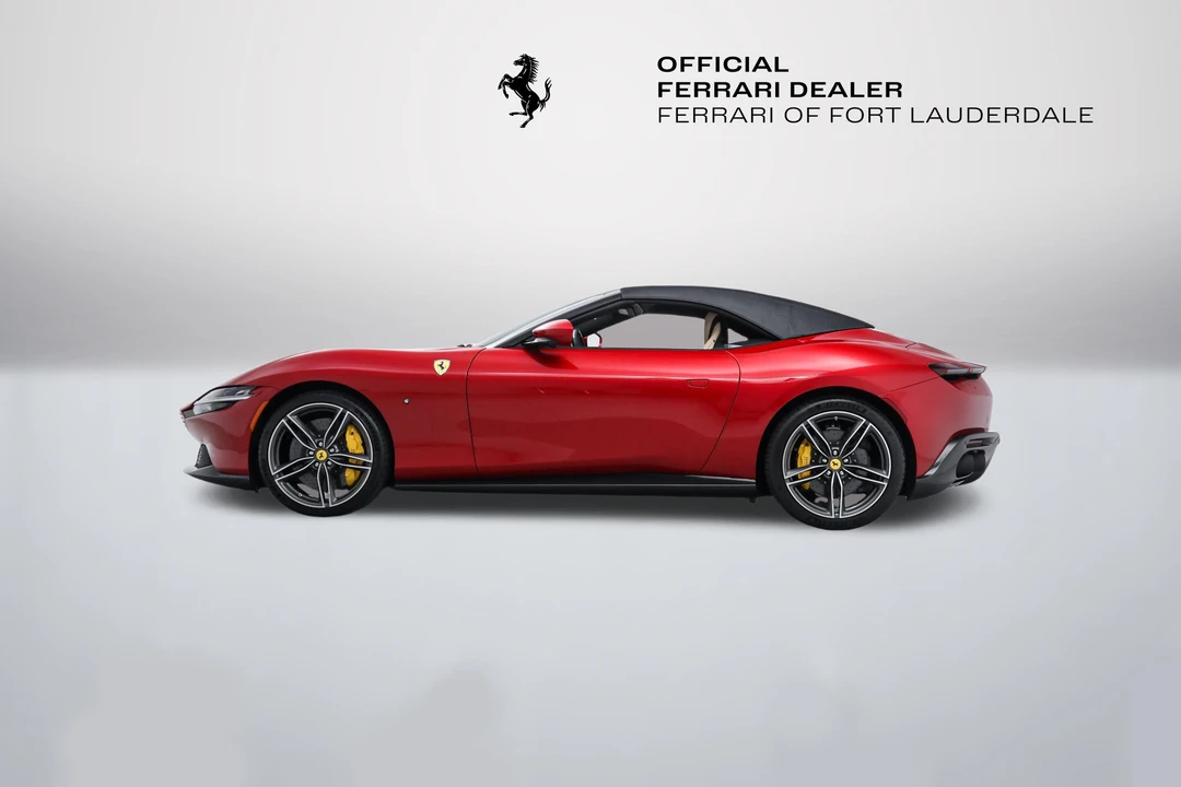 2025 Ferrari Roma Spider - Image 7 of 31