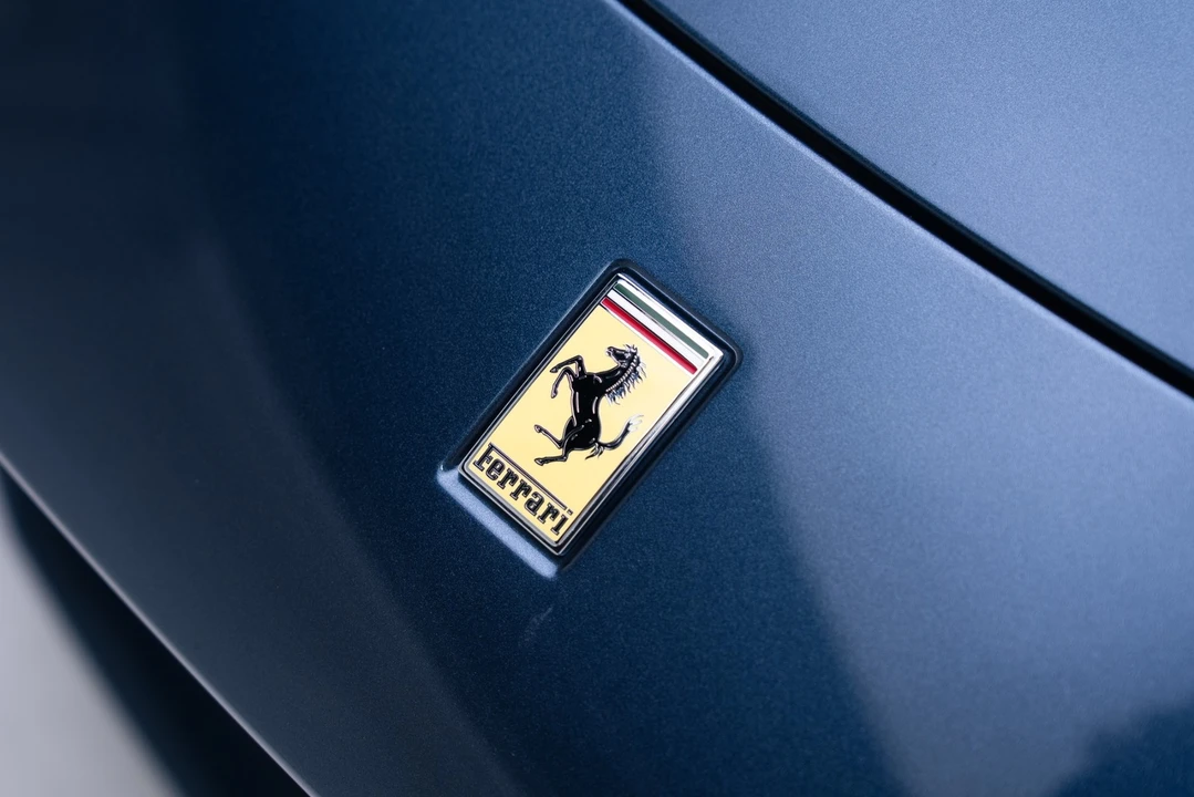 2025 Ferrari Roma Spider - Image 9 of 21
