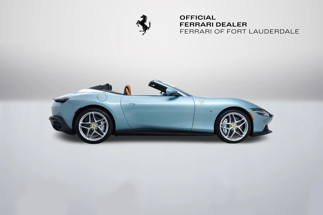 2025 Ferrari Roma Spider - Image 10 of 31
