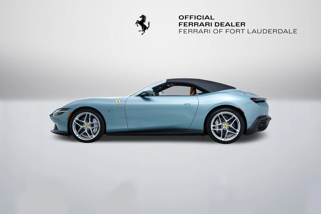 2025 Ferrari Roma Spider - Image 7 of 31
