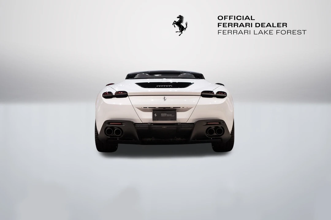 2025 Ferrari Roma Spider - Image 11 of 31