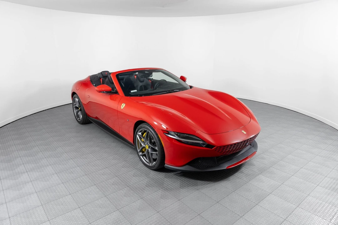 2025 Ferrari Roma Spider - Image 21 of 21