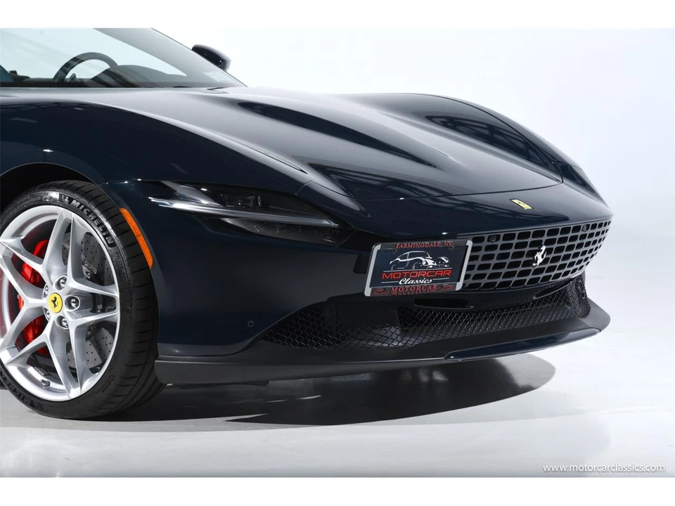 2025 Ferrari Roma - Image 19 of 31