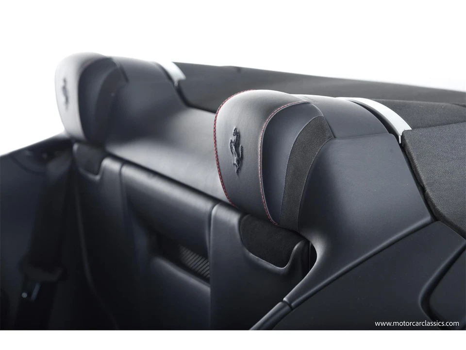 2025 Ferrari Roma - Image 30 of 31