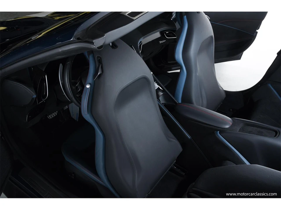2025 Ferrari Roma - Image 28 of 31