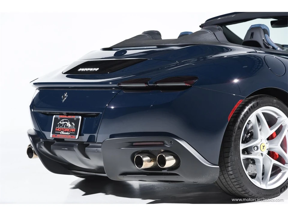 2025 Ferrari Roma - Image 16 of 31