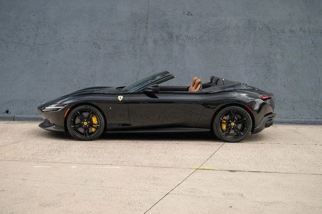 2025 Ferrari Roma - Image 7 of 21