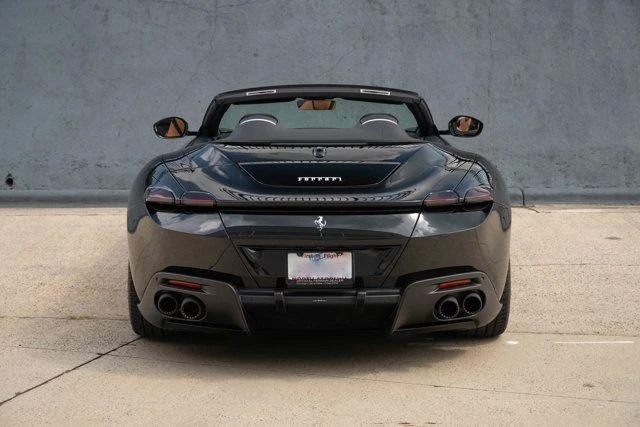 2025 Ferrari Roma - Image 12 of 21