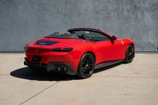 2025 Ferrari Roma - Image 11 of 21