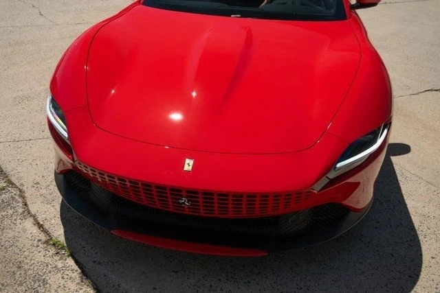 2025 Ferrari Roma - Image 13 of 21