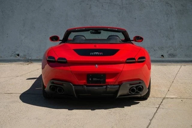 2025 Ferrari Roma - Image 12 of 21