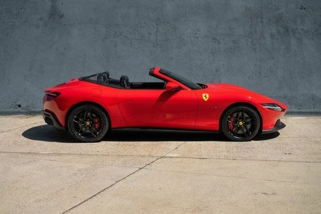 2025 Ferrari Roma - Image 10 of 21