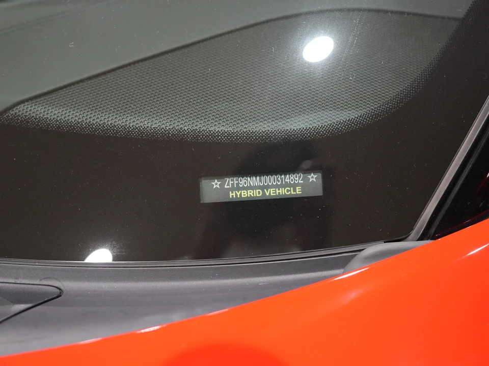2025 Ferrari SF90 Spider - Image 22 of 31