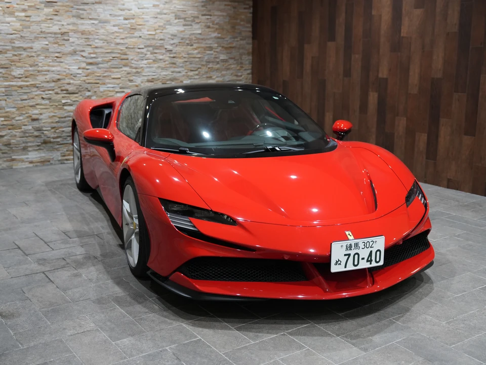 2025 Ferrari SF90 Spider - Image 10 of 31