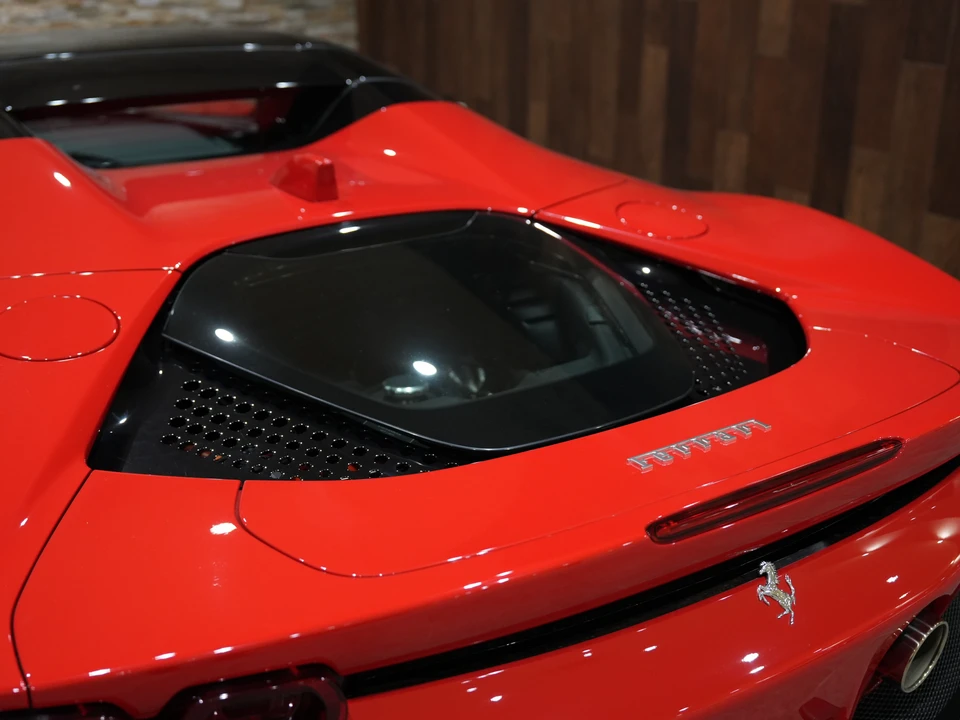 2025 Ferrari SF90 Spider - Image 28 of 31