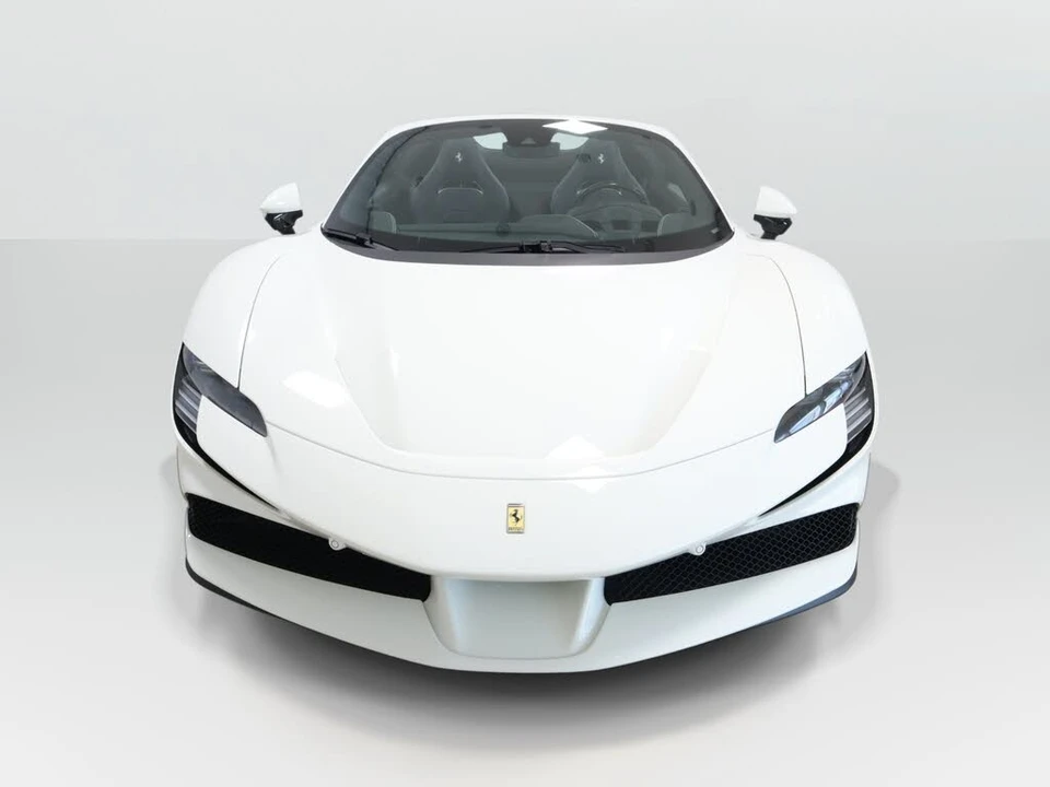 2025 Ferrari SF90 Spider - Image 8 of 31