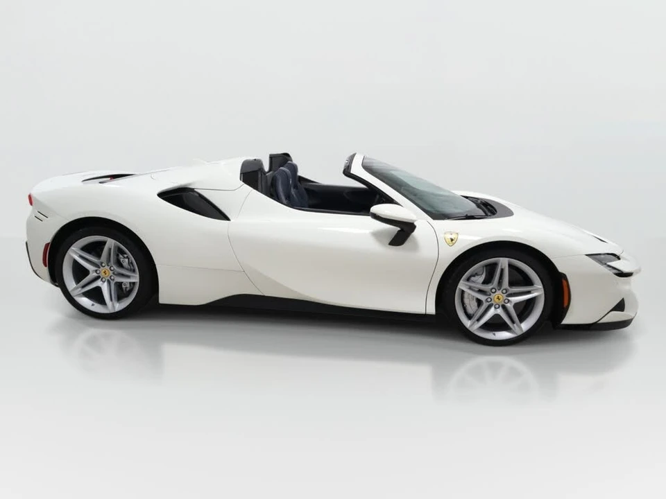 2025 Ferrari SF90 Spider - Image 6 of 31