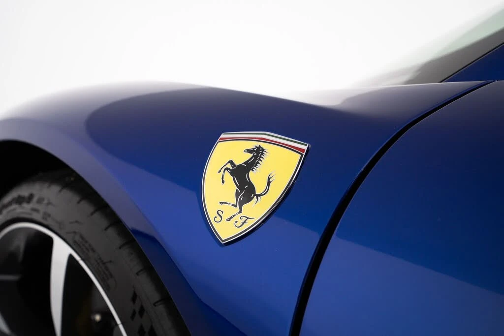 2025 Ferrari SF90 Spider - Image 11 of 31