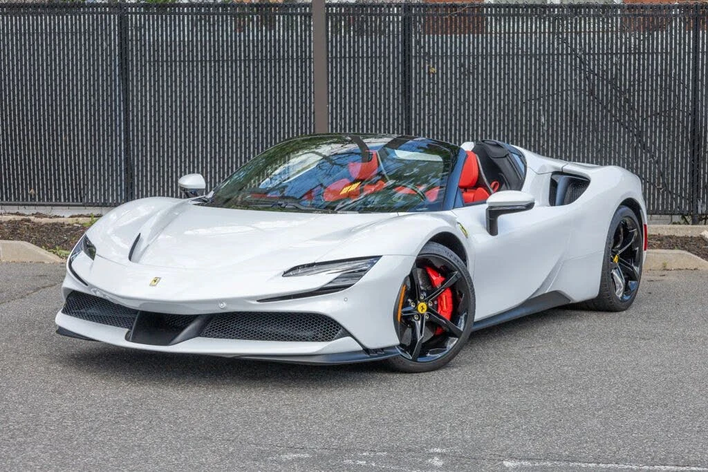 2025 Ferrari SF90 Spider - Image 14 of 31