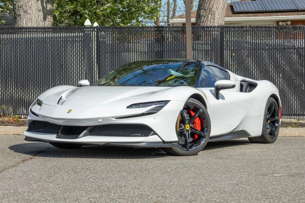 2025 Ferrari SF90 Spider - Image 5 of 31