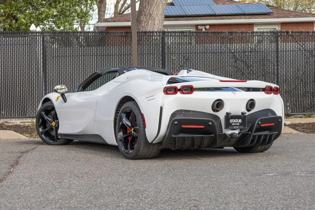 2025 Ferrari SF90 Spider - Image 31 of 31