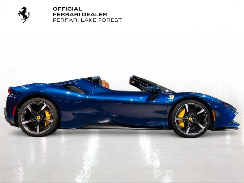 2025 Ferrari SF90 Spider - Image 9 of 31