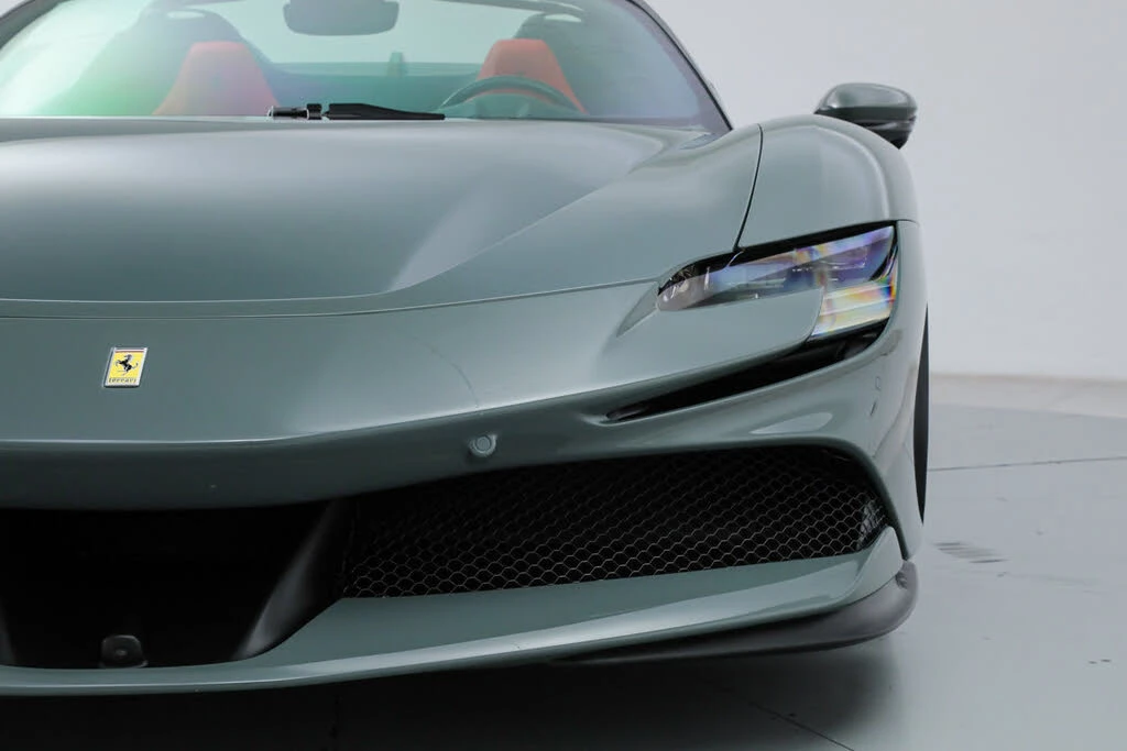 2025 Ferrari SF90 Spider - Image 17 of 31