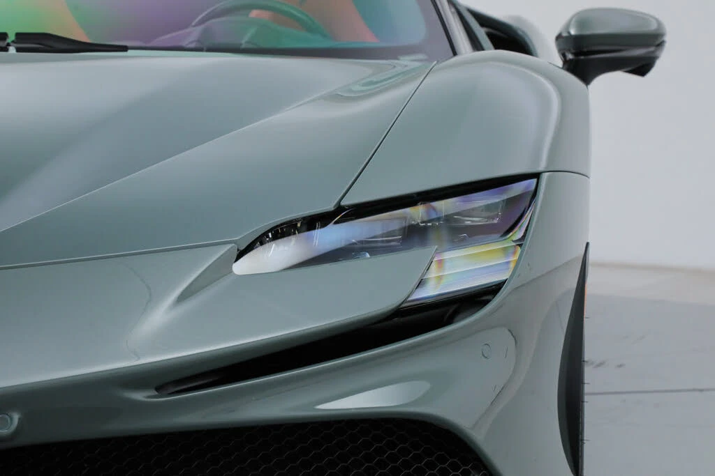 2025 Ferrari SF90 Spider - Image 16 of 31