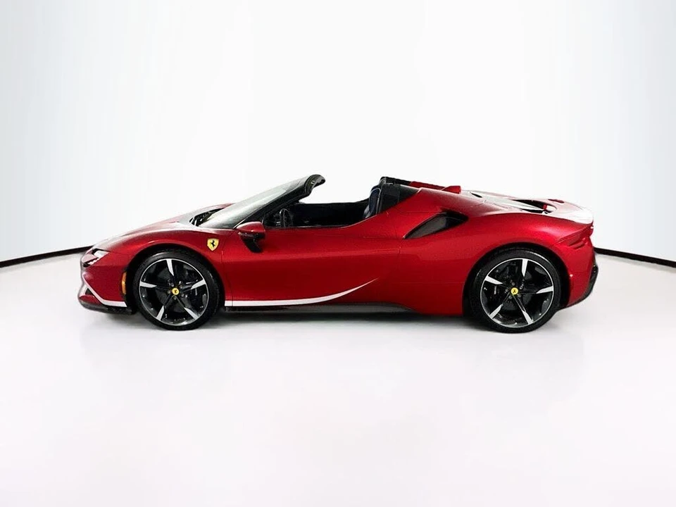 2025 Ferrari SF90 Spider - Image 8 of 31