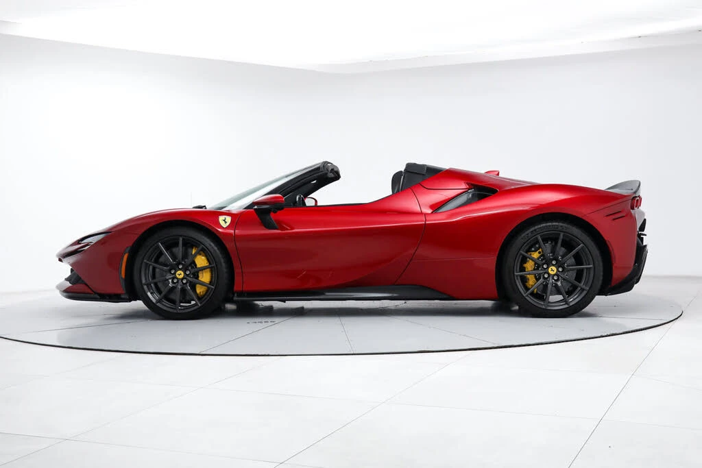 2025 Ferrari SF90 Spider - Image 4 of 31
