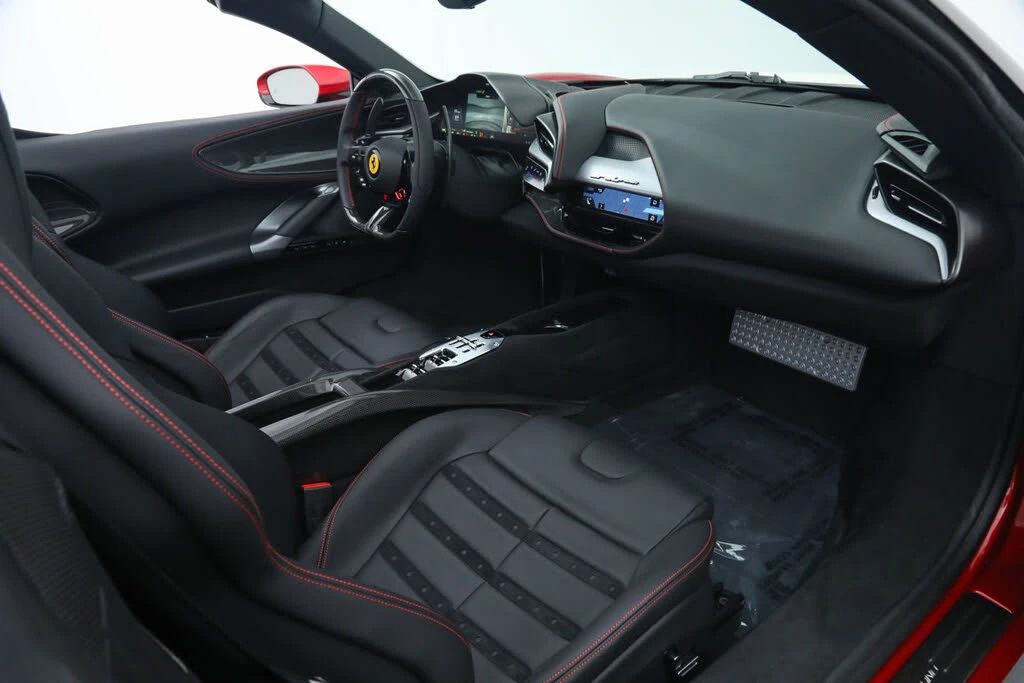2025 Ferrari SF90 Spider - Image 26 of 31