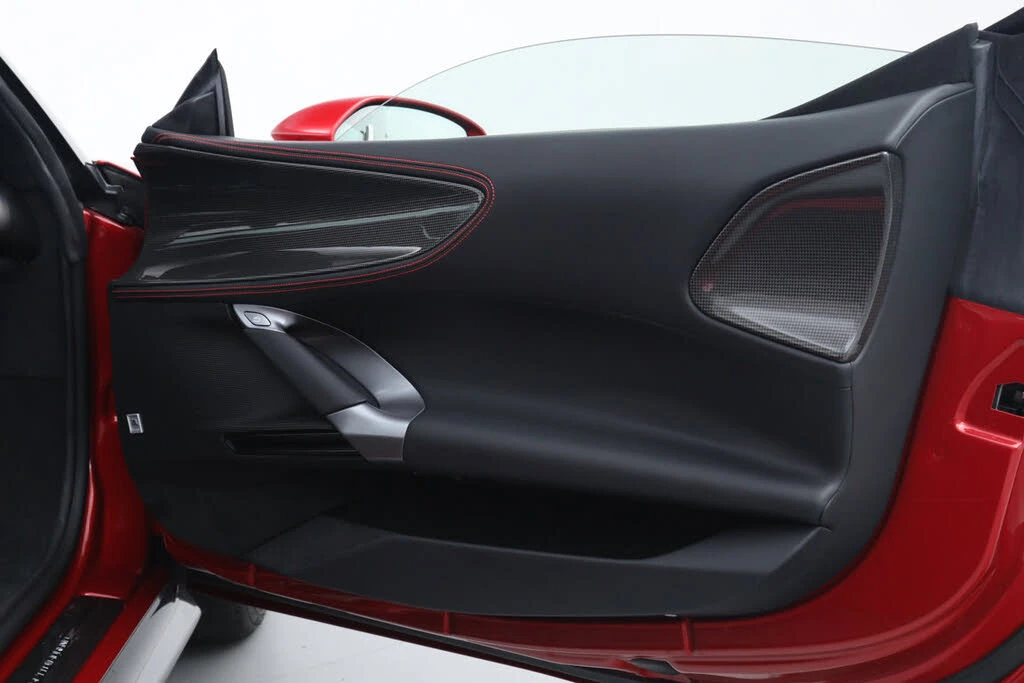 2025 Ferrari SF90 Spider - Image 25 of 31