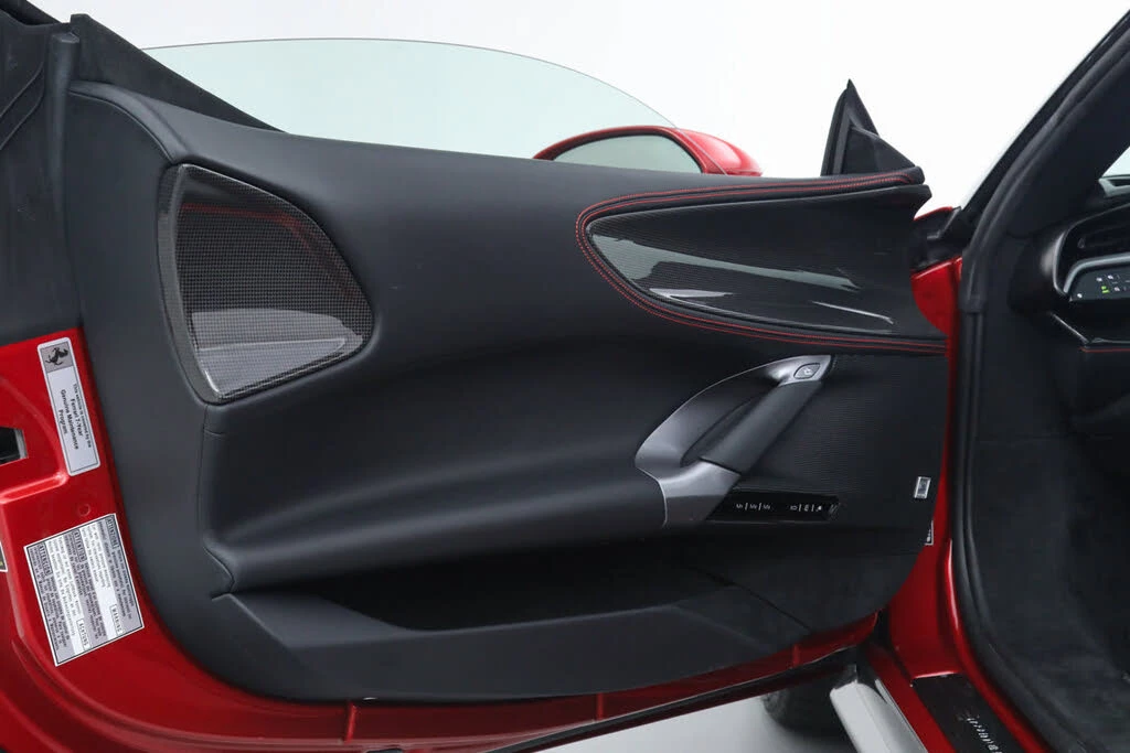 2025 Ferrari SF90 Spider - Image 31 of 31