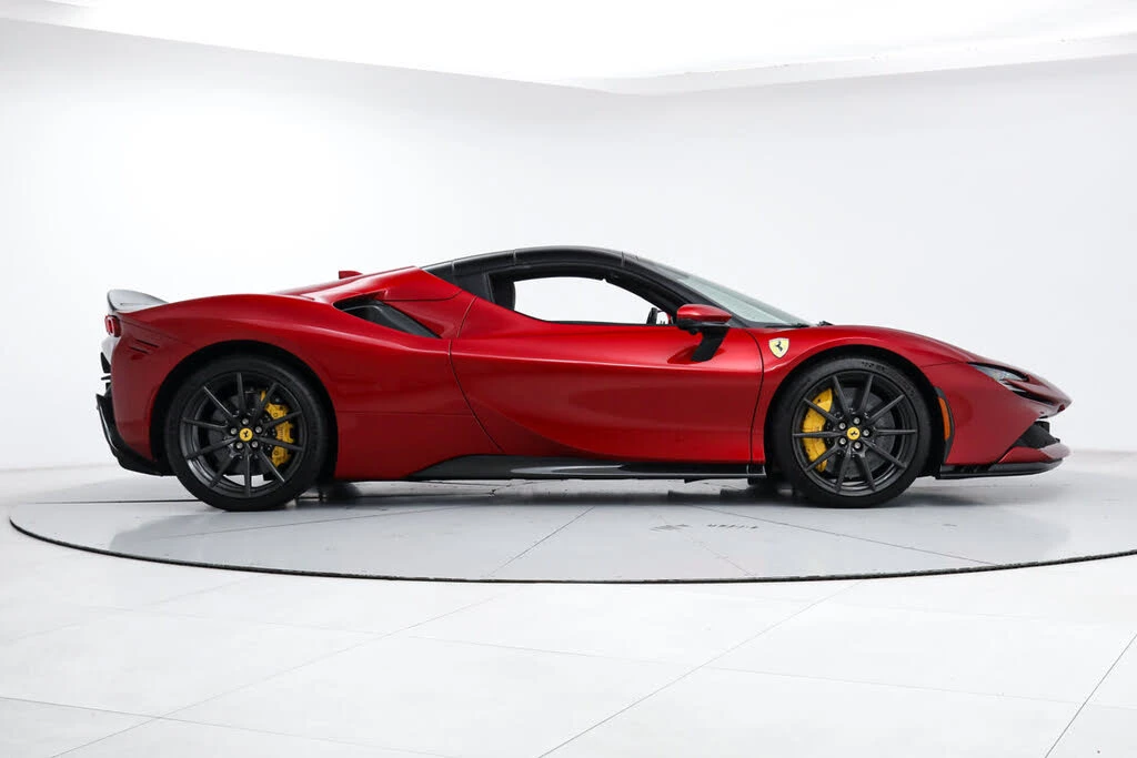 2025 Ferrari SF90 Spider - Image 16 of 31