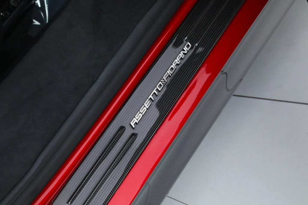 2025 Ferrari SF90 Spider - Image 30 of 31