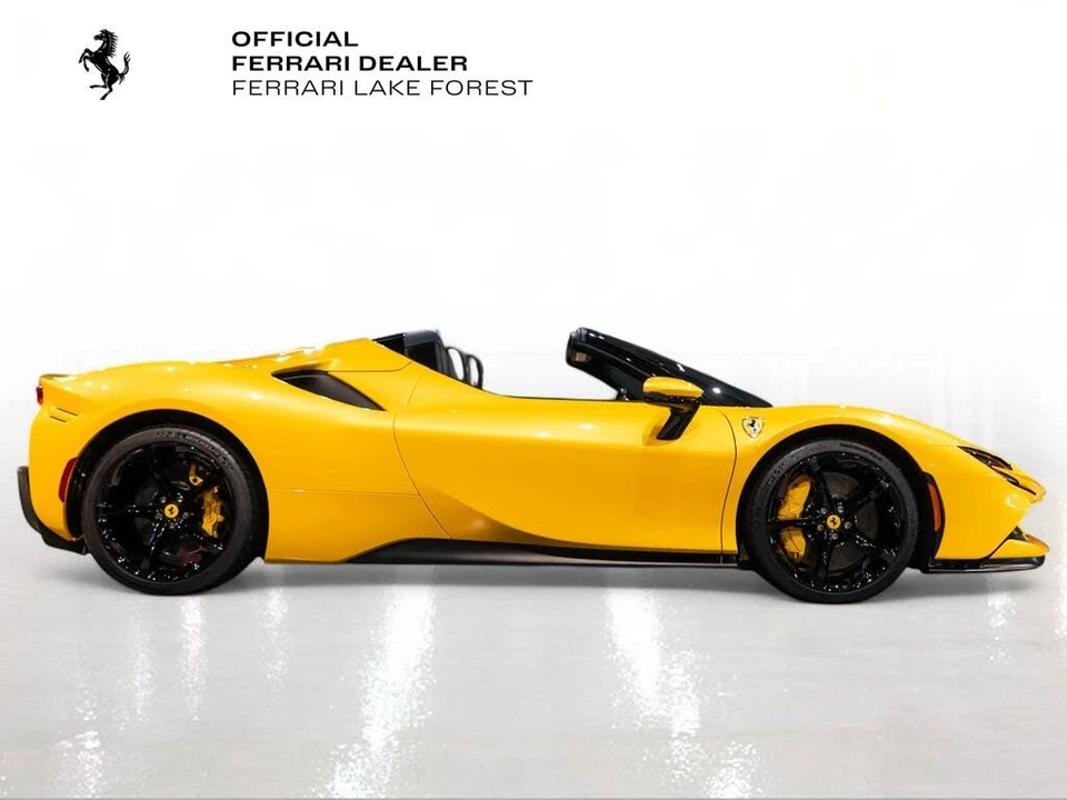 2025 Ferrari SF90 Spider - Image 9 of 31