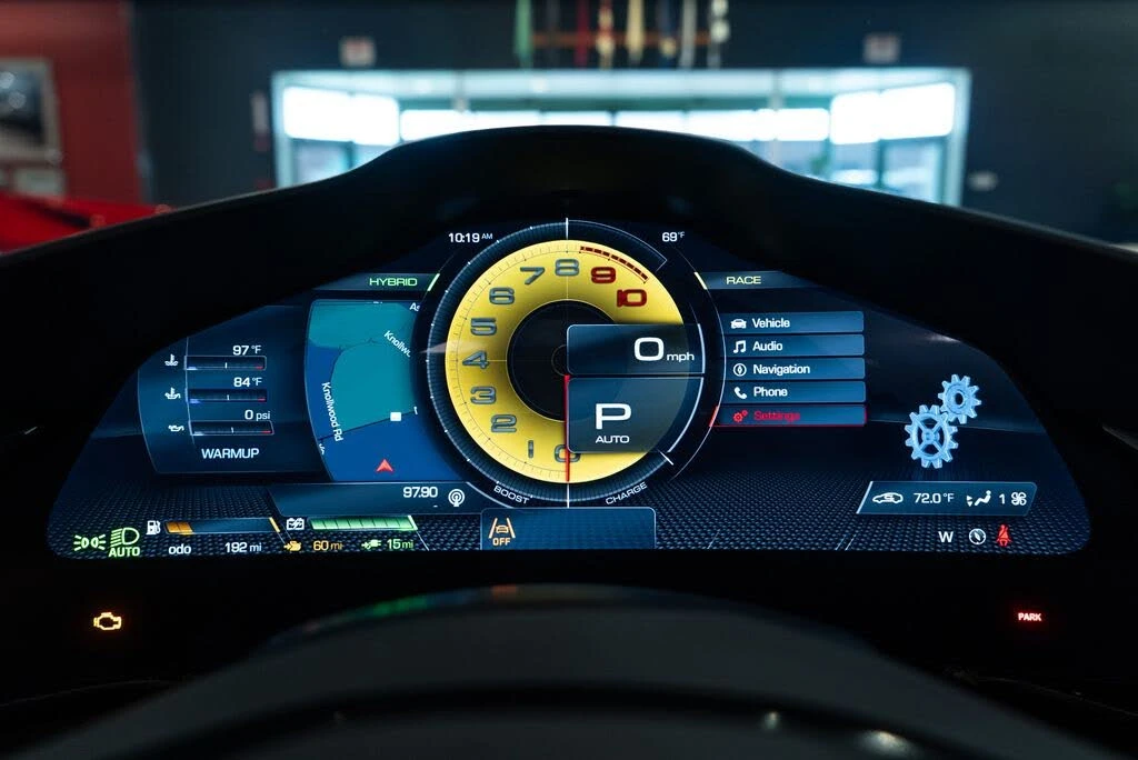 2025 Ferrari SF90 Spider - Image 27 of 31