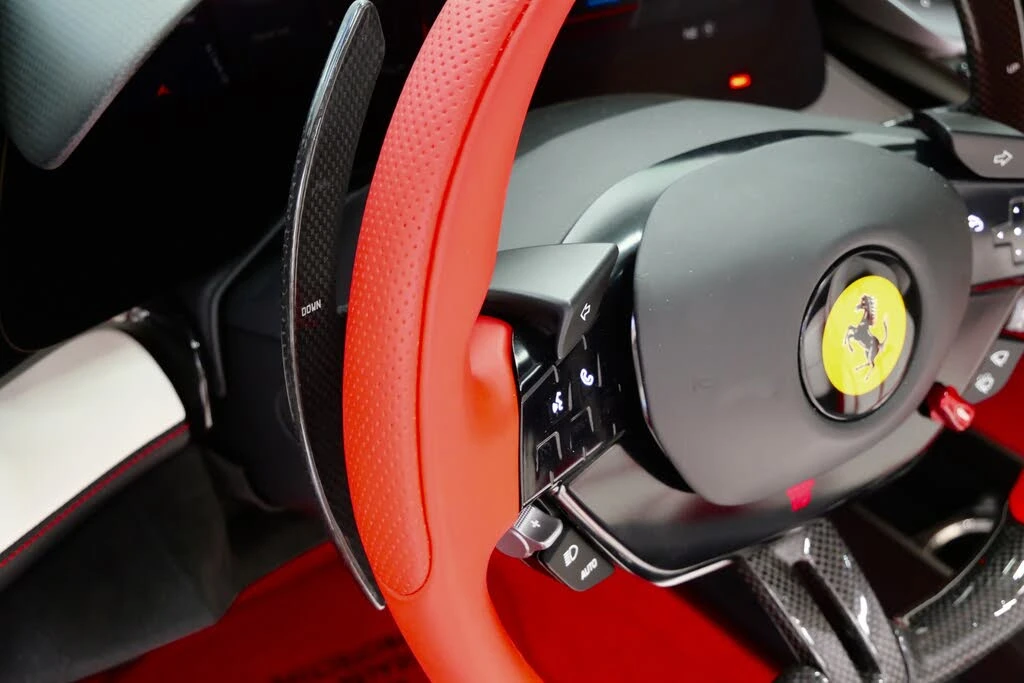 2025 Ferrari SF90 Spider - Image 30 of 31