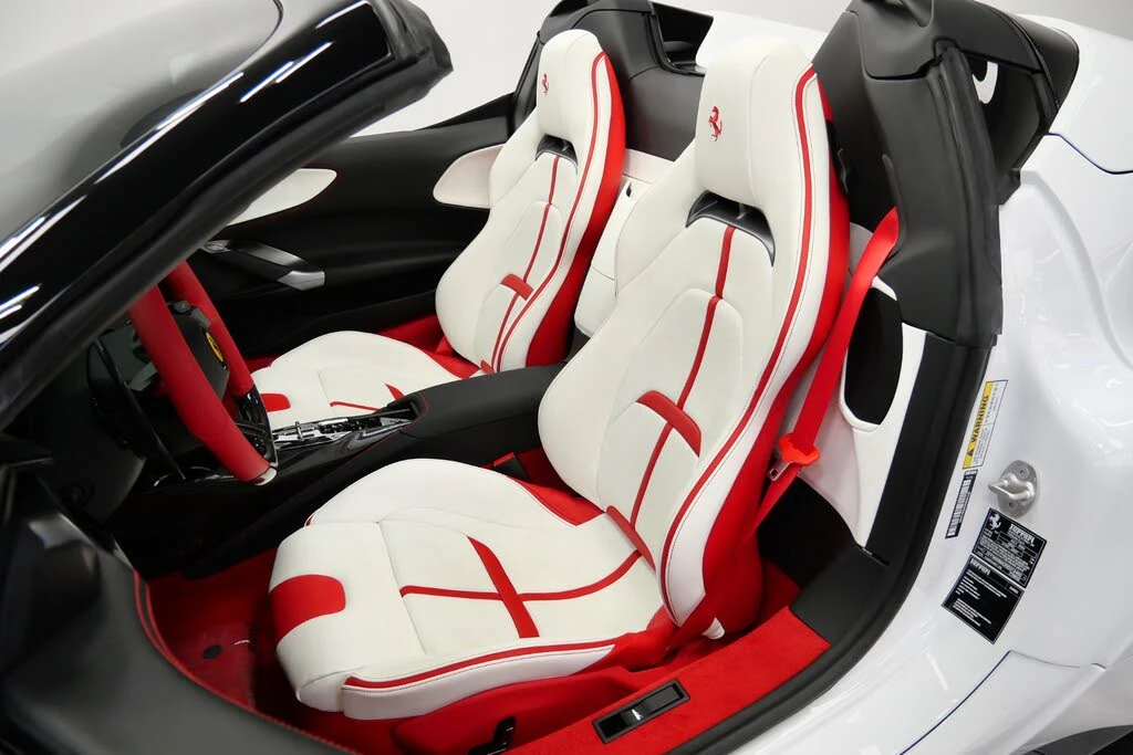 2025 Ferrari SF90 Spider - Image 27 of 31