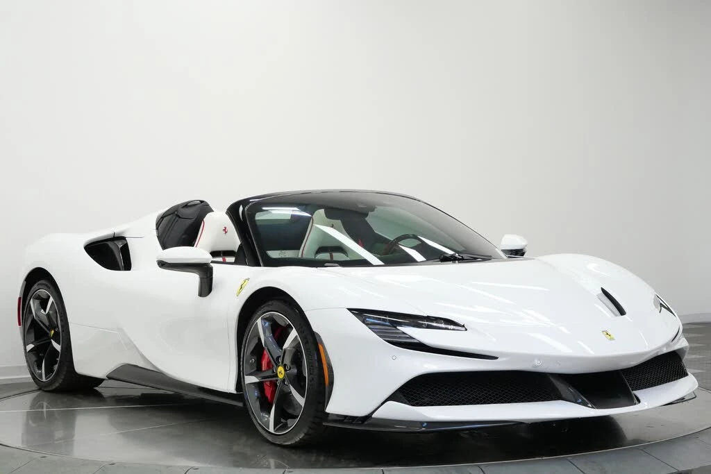 2025 Ferrari SF90 Spider - Image 3 of 31