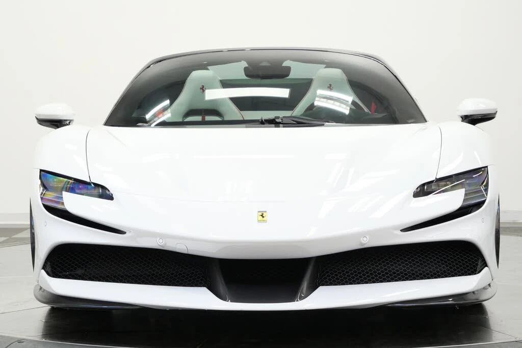 2025 Ferrari SF90 Spider - Image 4 of 31